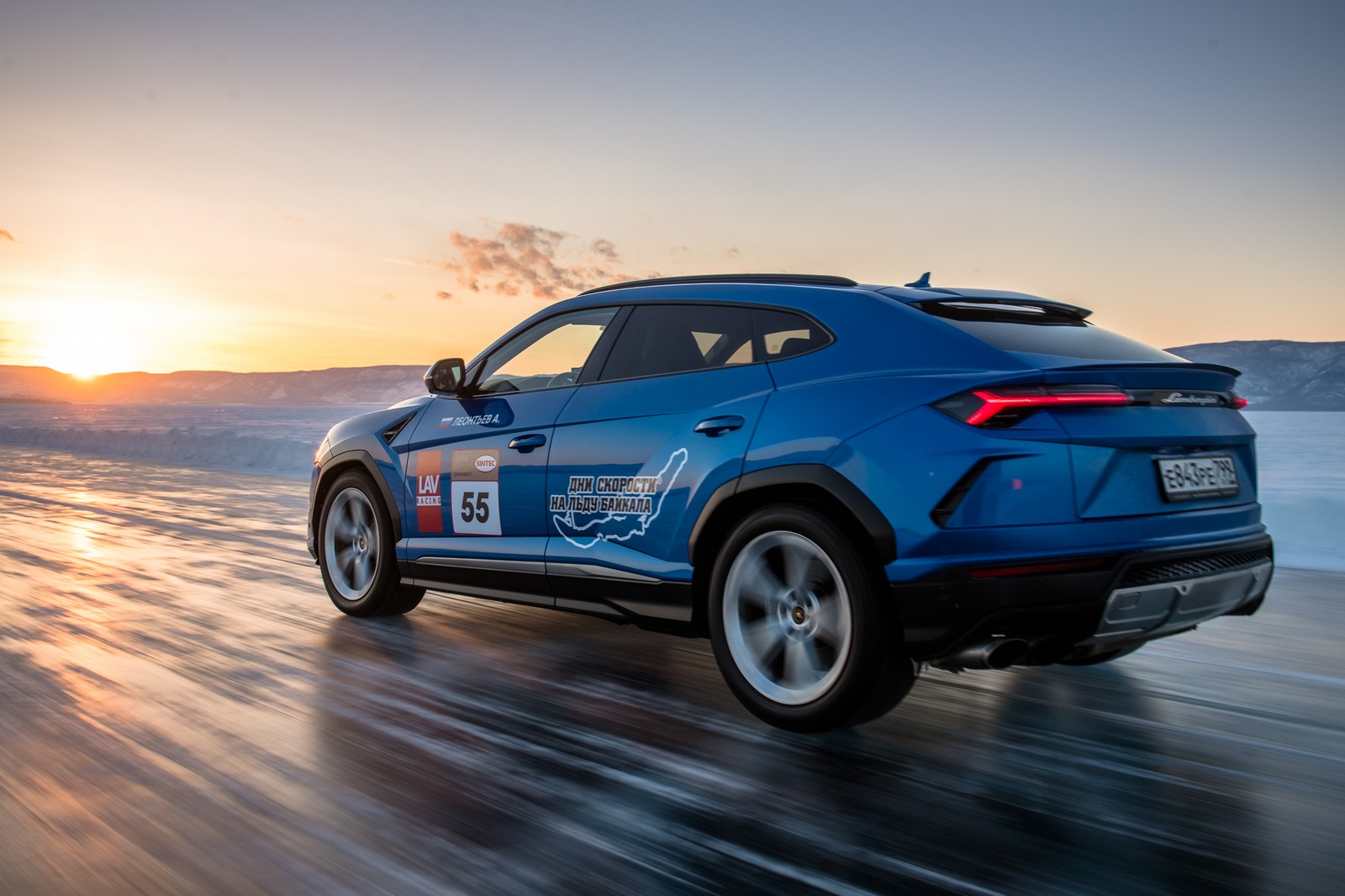 LAMBORGHINI URUS BATE RECORDE DE VELOCIDADE NO GELO, foto 6
