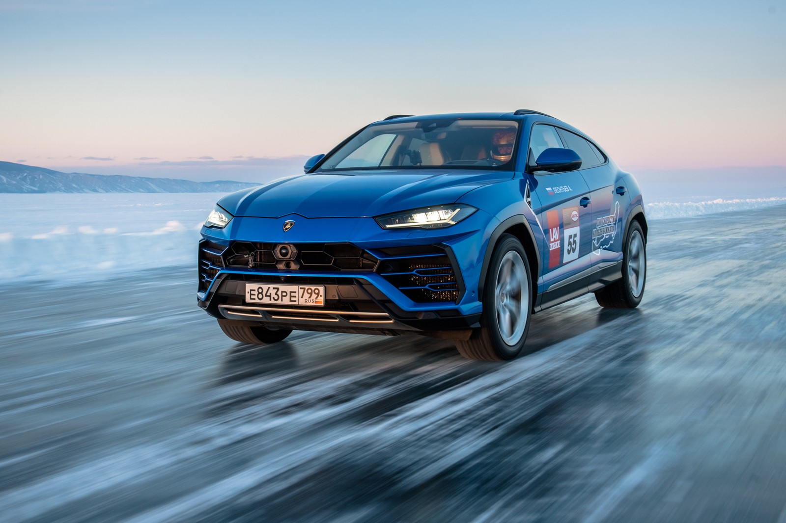 LAMBORGHINI URUS BATE RECORDE DE VELOCIDADE NO GELO, foto 7