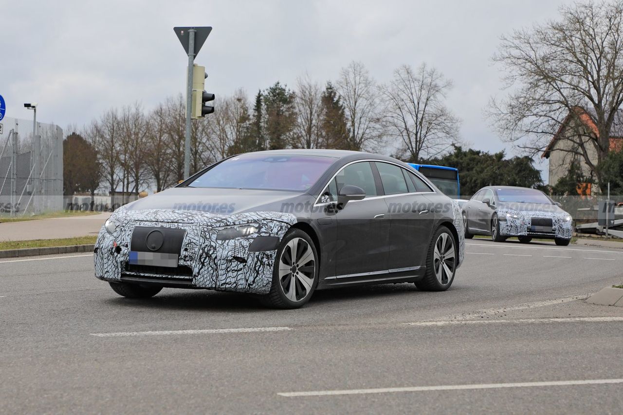 PROTÓTIPOS DE PRÉ-PRODUÇÃO DO MERCEDES-BENZ EQS RODAM MAIS DESPIDOS DO QUE NUNCA, foto 6