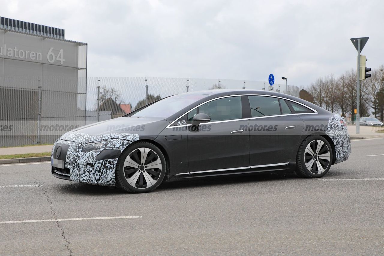PROTÓTIPOS DE PRÉ-PRODUÇÃO DO MERCEDES-BENZ EQS RODAM MAIS DESPIDOS DO QUE NUNCA, foto 7
