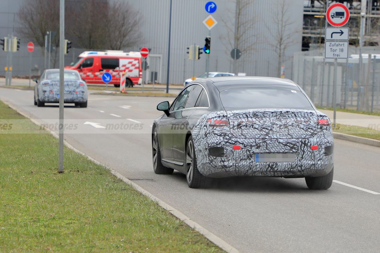 PROTÓTIPOS DE PRÉ-PRODUÇÃO DO MERCEDES-BENZ EQS RODAM MAIS DESPIDOS DO QUE NUNCA, foto 18