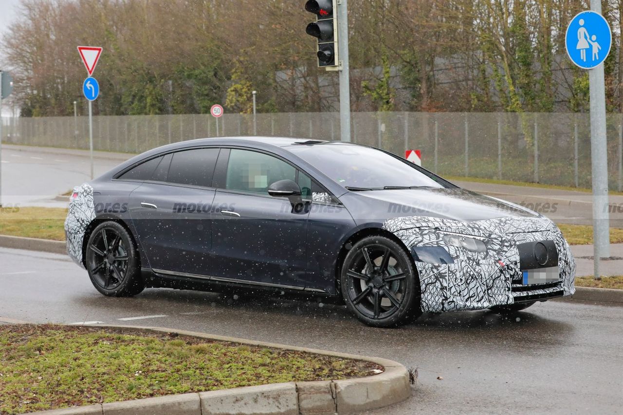 PROTÓTIPOS DE PRÉ-PRODUÇÃO DO MERCEDES-BENZ EQS RODAM MAIS DESPIDOS DO QUE NUNCA, foto 21