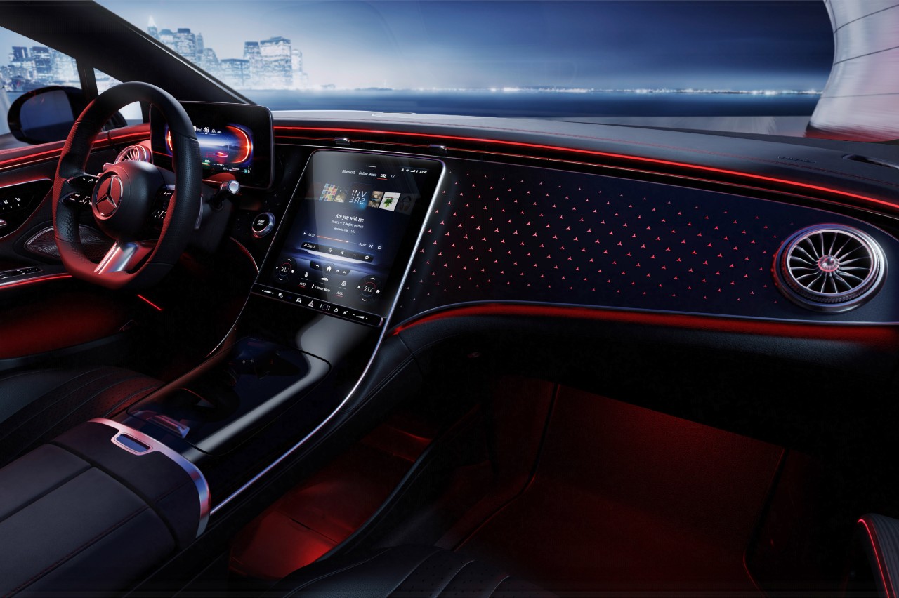 MERCEDES-BENZ REVELA O INTERIOR DO EQS COM E SEM A GRANDE TELA, foto 5