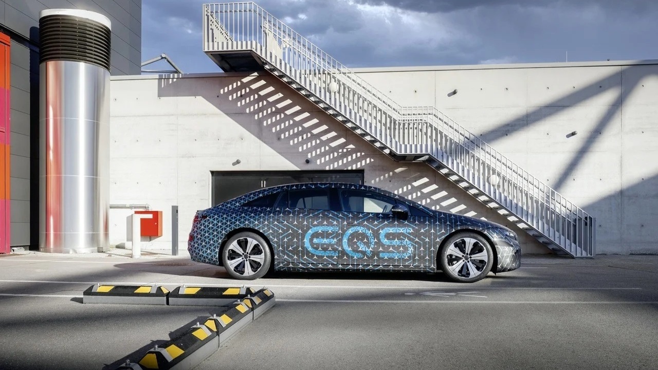 MERCEDES-BENZ REVELA NOVOS DADOS DAS BATERIAS E AS POTÊNCIAS DO FUTURO EQS, foto 5