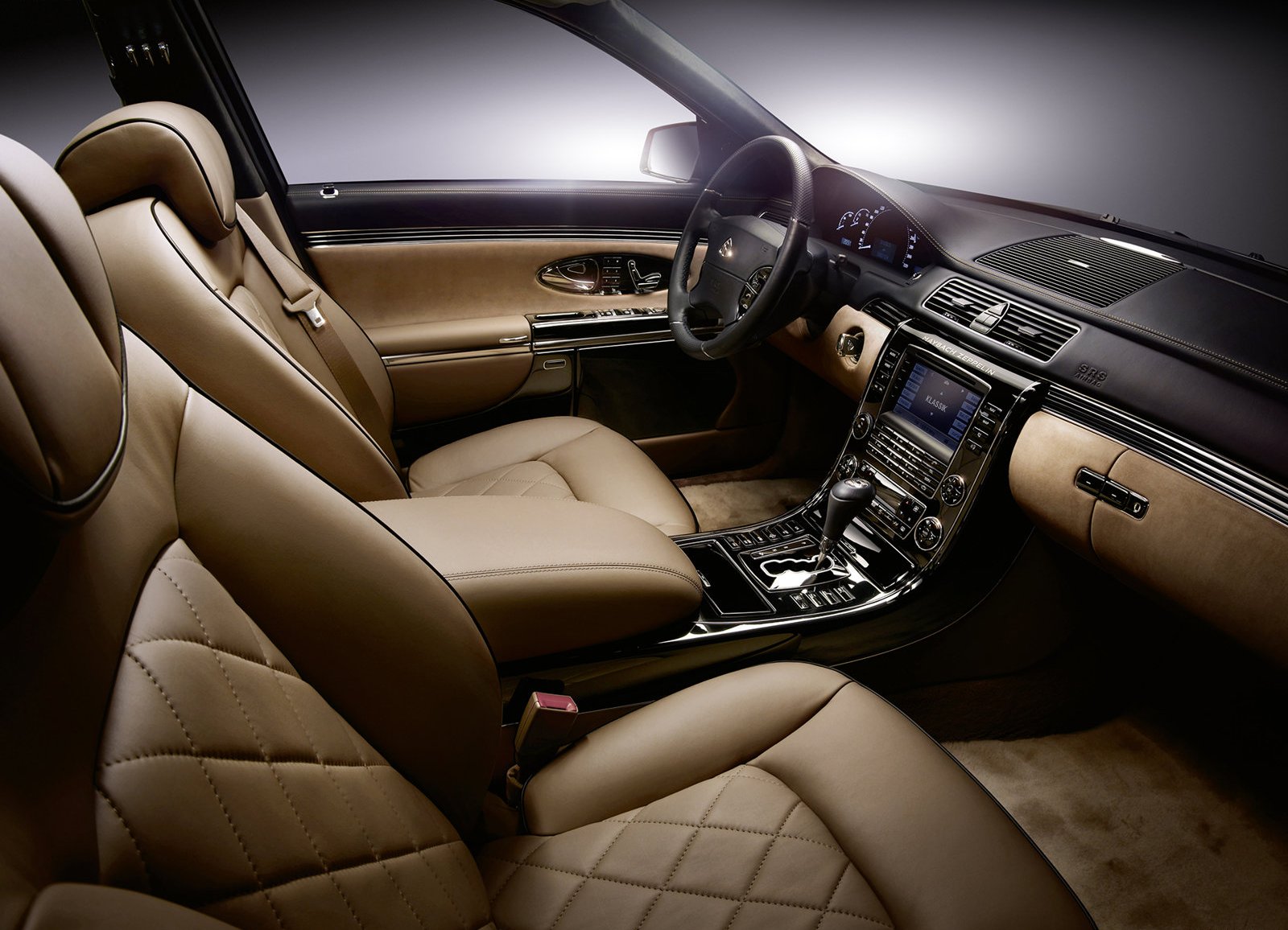 MAYBACH CELEBRA SEUS 100 ANOS COM O ADIANTAMENTO DE UM NOVO S CLASS V12, foto 18