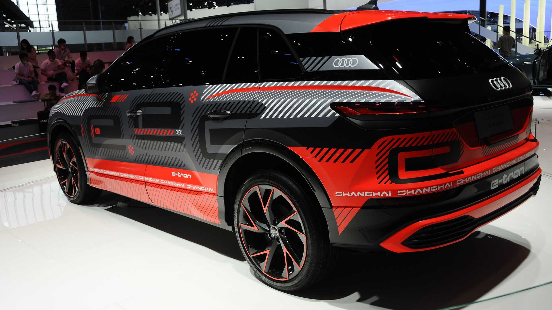 AUDI CONCEPT SHANGHAI: UM NOVO SUV ELÉTRICO PARA A CHINA QUE CHEGARÁ EM 2021, foto 8