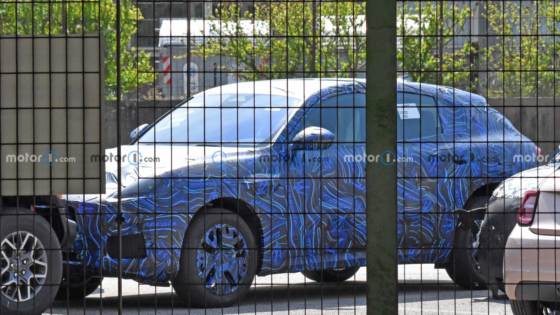 O ESPERADO MASERATI GRECALE APARECE EM NOVAS FOTOS FLAGRANTES, foto 1