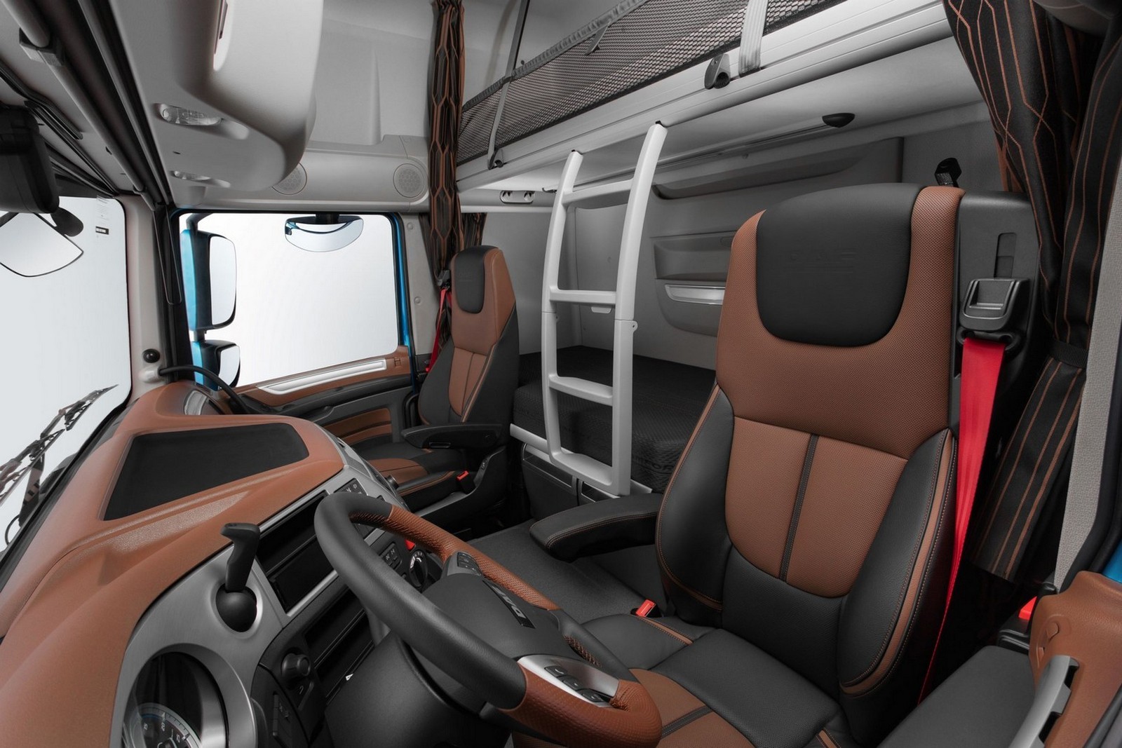 NOVO DAF XF: ALÉM DE ECONÔMICO, O MAIS CONFORTÁVEL E ESPAÇOSO DA CATEGORIA, foto 5