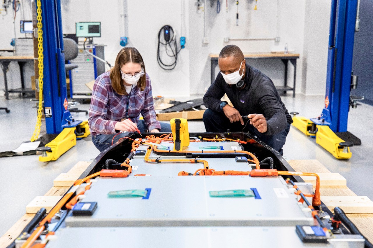 FORD CRIA NOVO CENTRO GLOBAL DE PESQUISA E DESENVOLVIMENTO DE BATERIAS PARA CARROS ELÉTRICOS, foto 2
