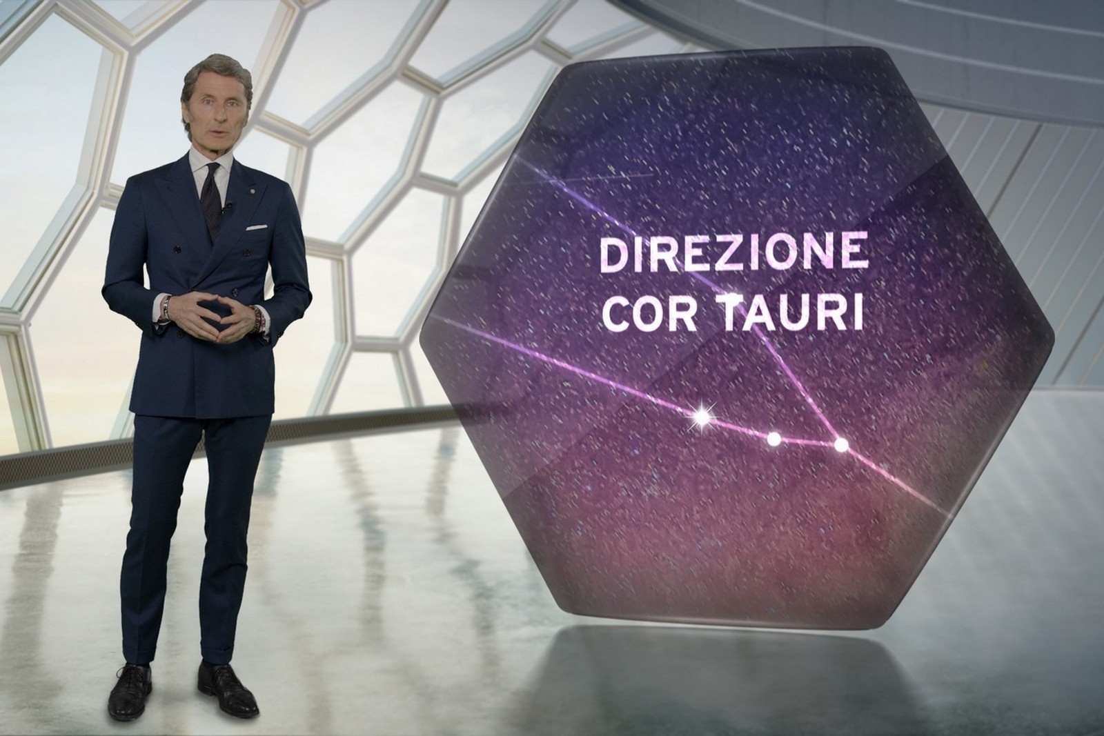 ESTA É A NOVA LAMBORGHINI: VERSÕES PHEV E UM GT ELÉTRICO TOTALMENTE NOVO VEM AÍ, foto 2