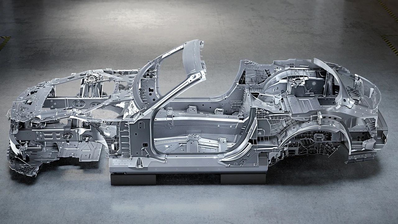 AS ENTRANHAS DO NOVO MERCEDES-AMG SL APARECEM NESTE ADIANTAMENTO OFICIAL, foto 2