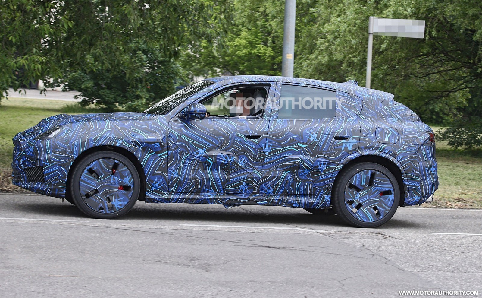 MASERATI GRECALE: O IRMÃO MENOR DO LEVANTE RODA EM TESTES, foto 7