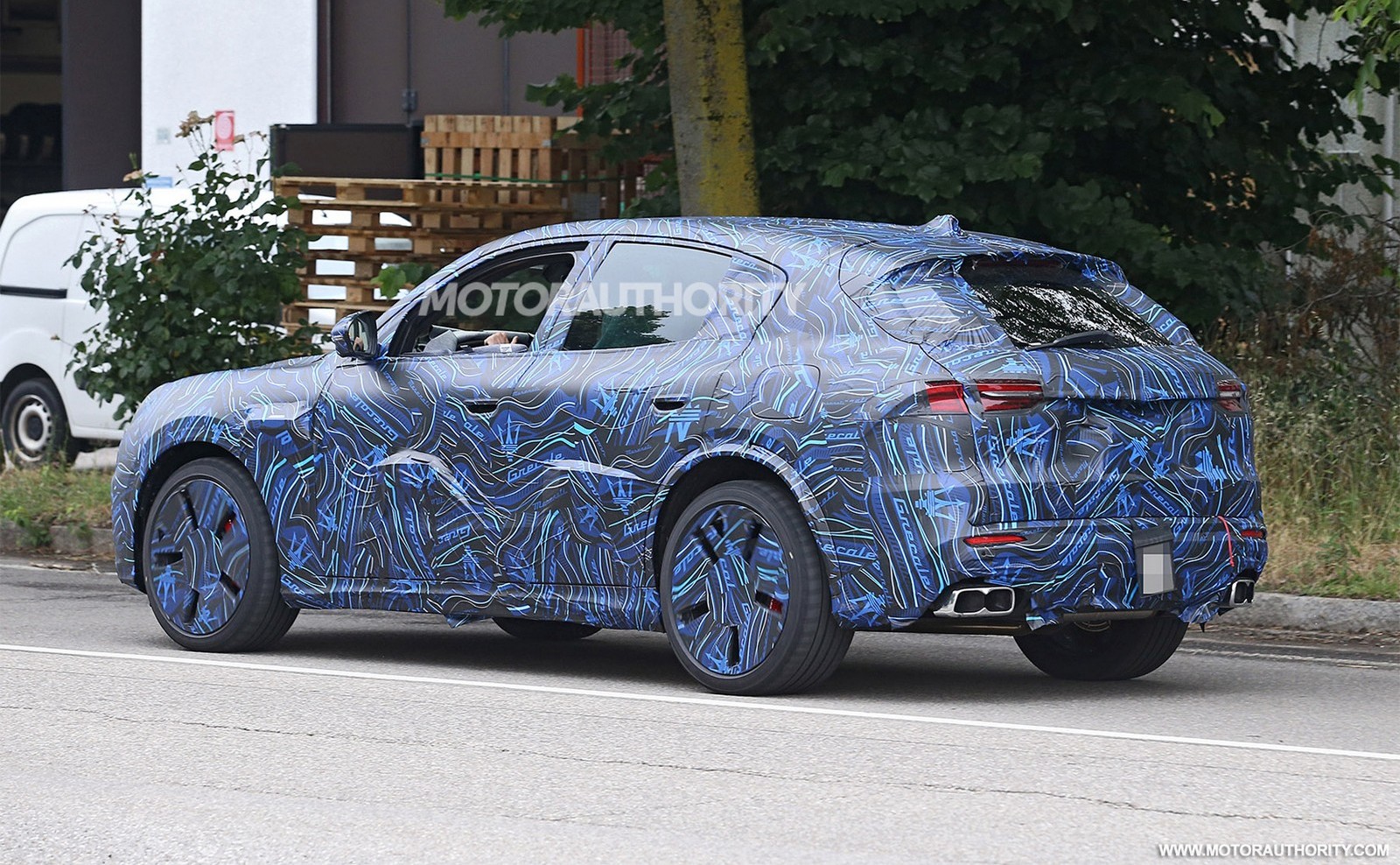 MASERATI GRECALE: O IRMÃO MENOR DO LEVANTE RODA EM TESTES, foto 11