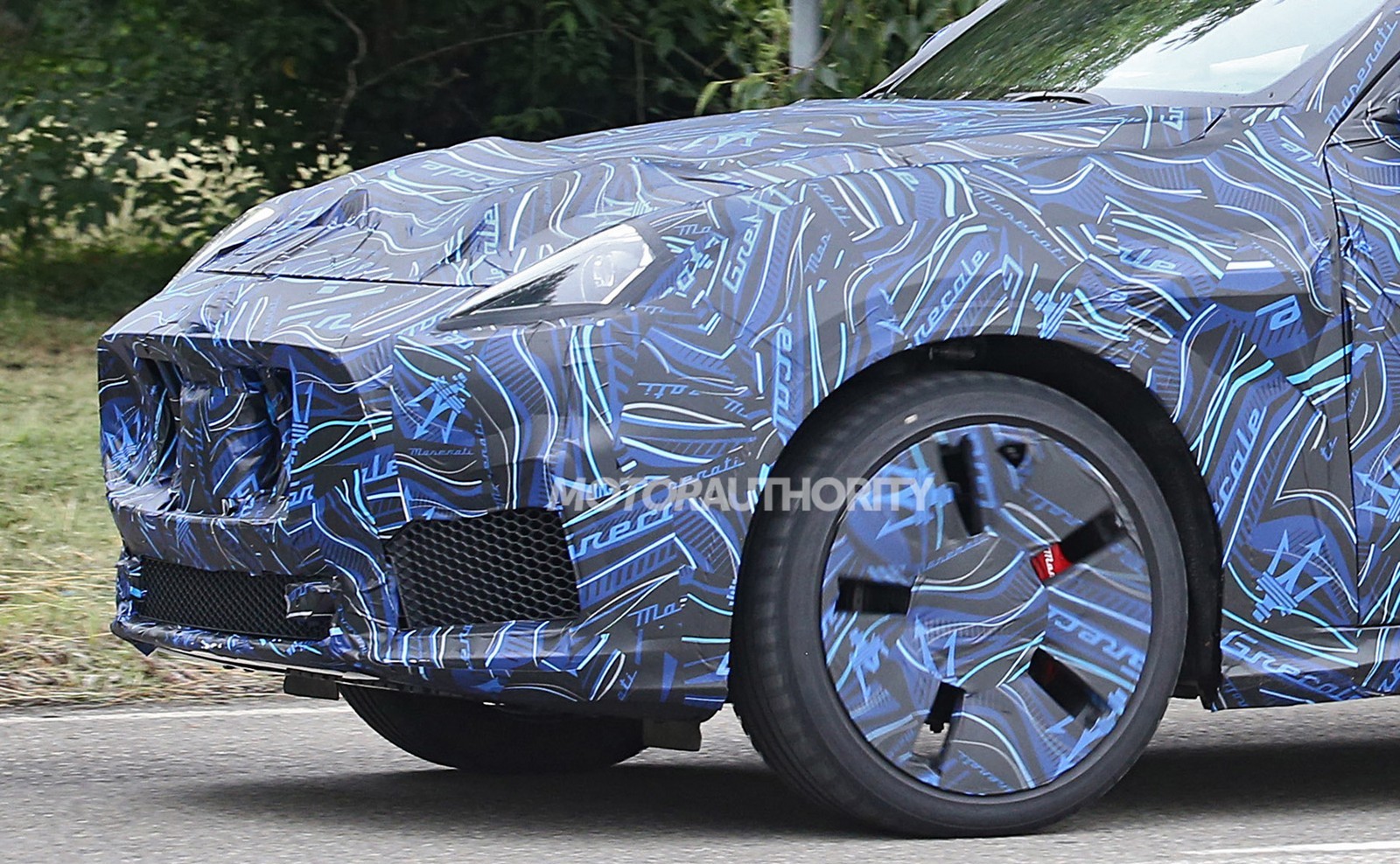MASERATI GRECALE: O IRMÃO MENOR DO LEVANTE RODA EM TESTES, foto 17