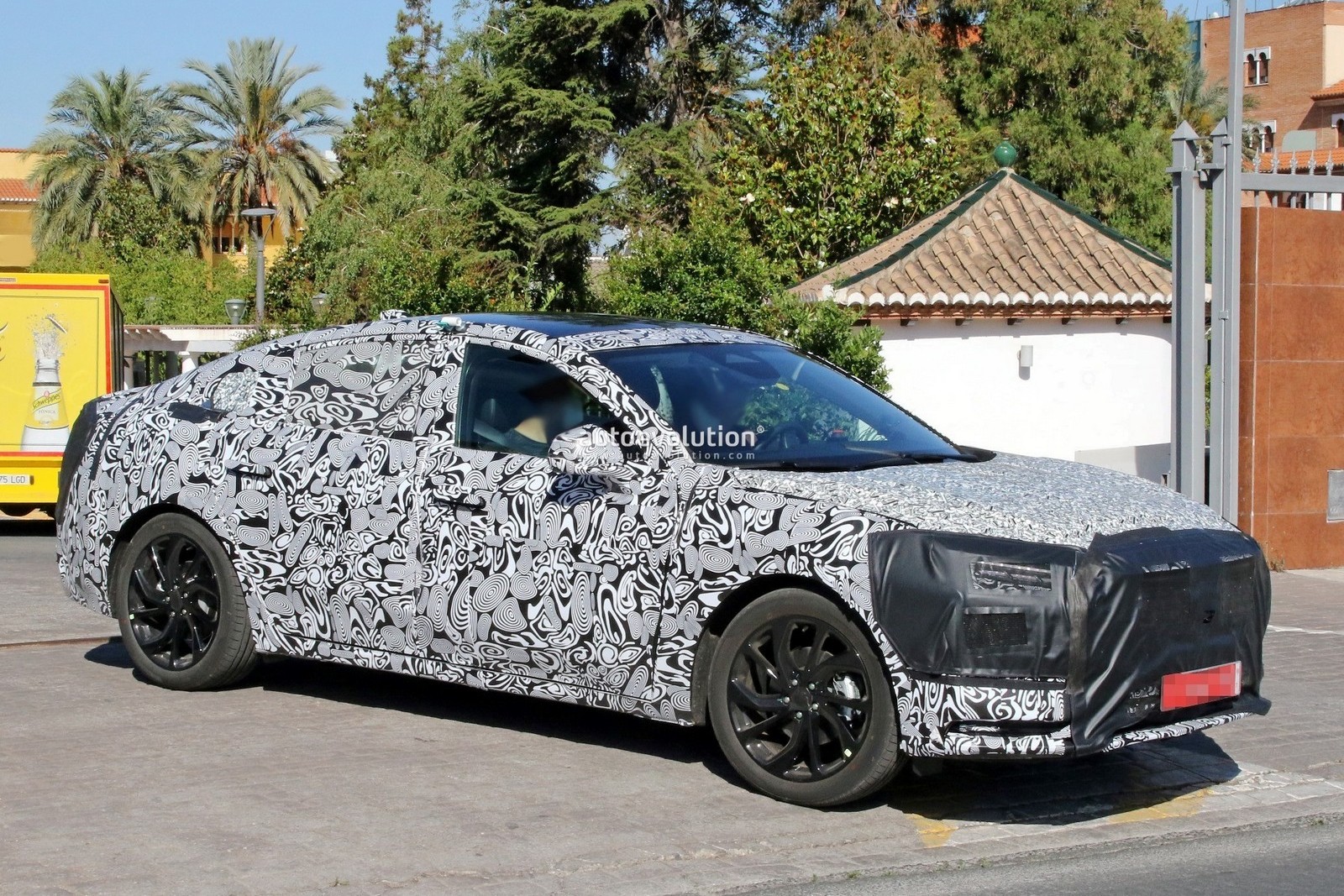 SUBSTITUTO DO FORD MONDEO FLAGRADO NO DETALHE, foto 1