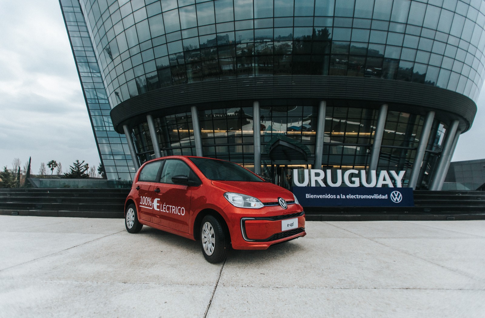 VOLKSWAGEN APRESENTA O ELÉTRICO E-UP! NA AMÉRICA LATINA, foto 1