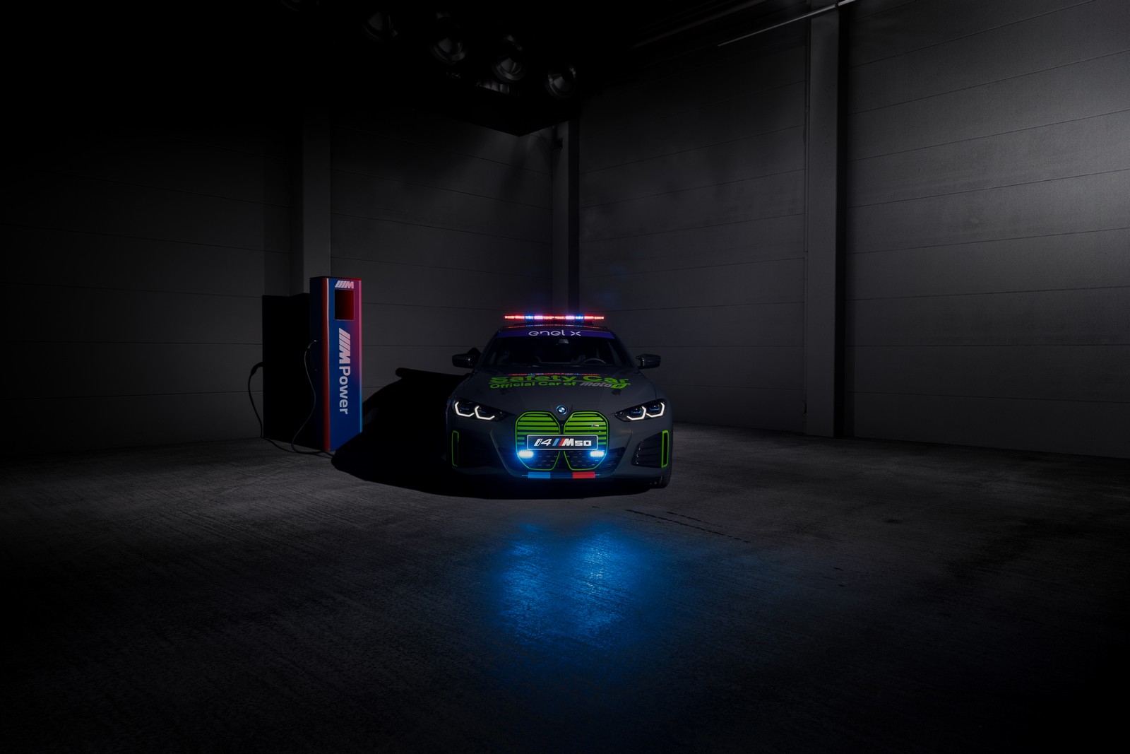 BMW i4 M50 AGORA É O NOVO SAFETY CAR DA MOTO E, foto 3