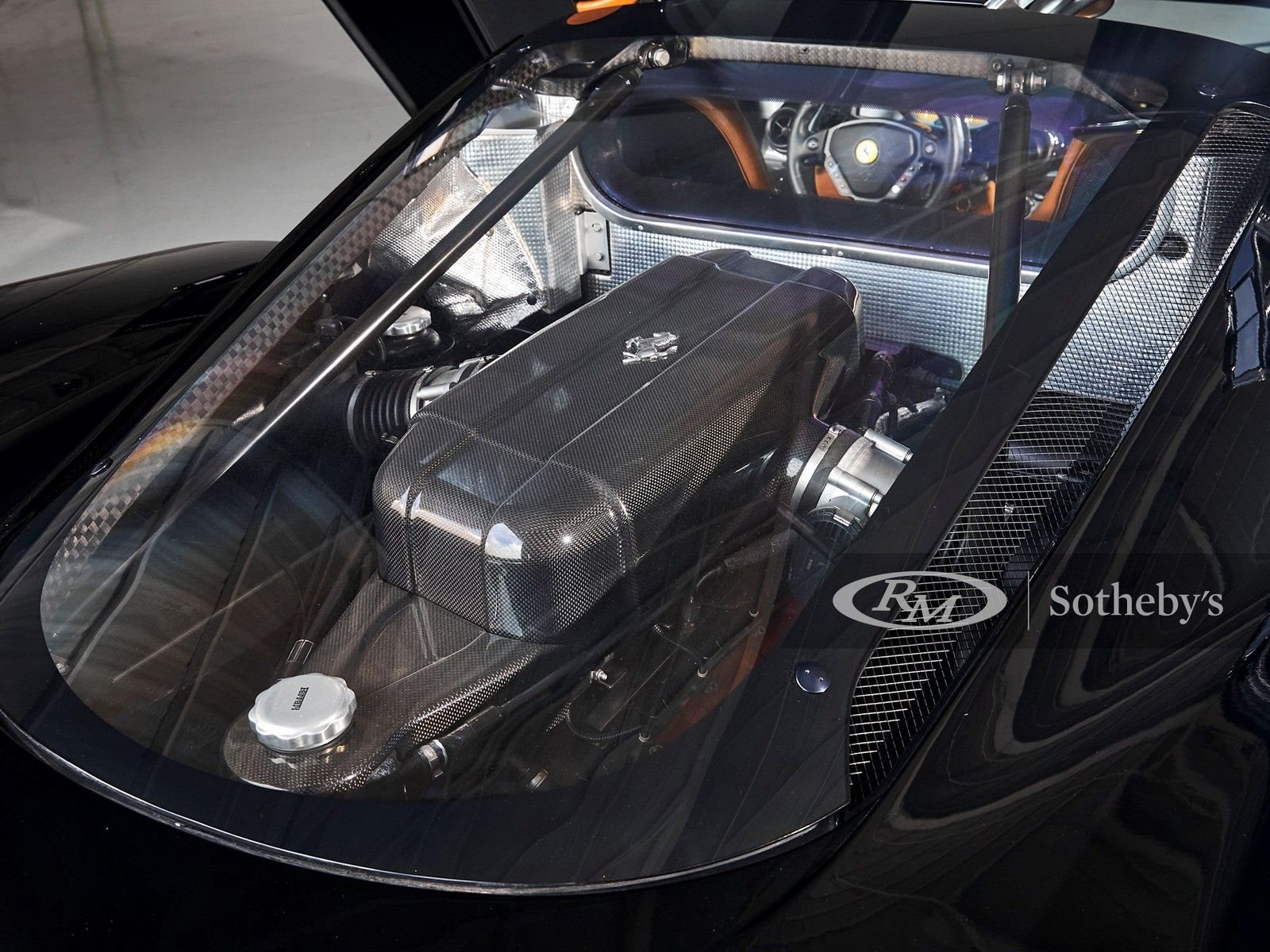 UM BELO EXEMPLAR PRETO DO FERRARI ENZO SERÁ LEILOADO EM MONTEREY, foto 51