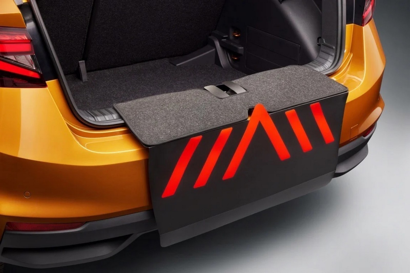 NOVO SKODA FABIA ESTREARÁ EQUIPAMENTOS INÉDITOS INTELIGENTES ‘SIMPLY CLEVER’, foto 3