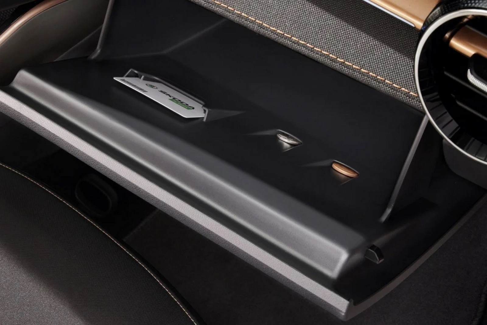 NOVO SKODA FABIA ESTREARÁ EQUIPAMENTOS INÉDITOS INTELIGENTES ‘SIMPLY CLEVER’, foto 4