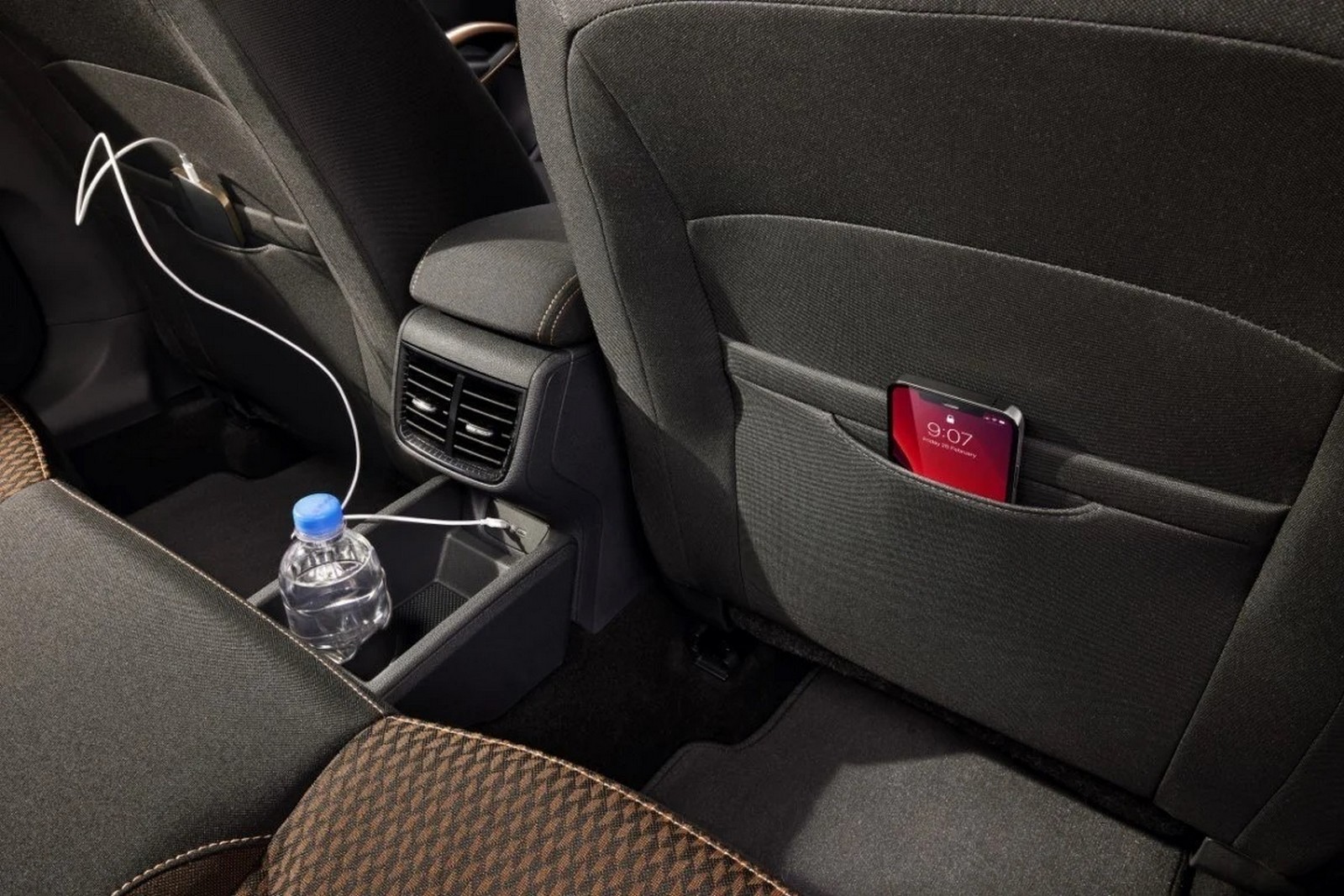 NOVO SKODA FABIA ESTREARÁ EQUIPAMENTOS INÉDITOS INTELIGENTES ‘SIMPLY CLEVER’, foto 6