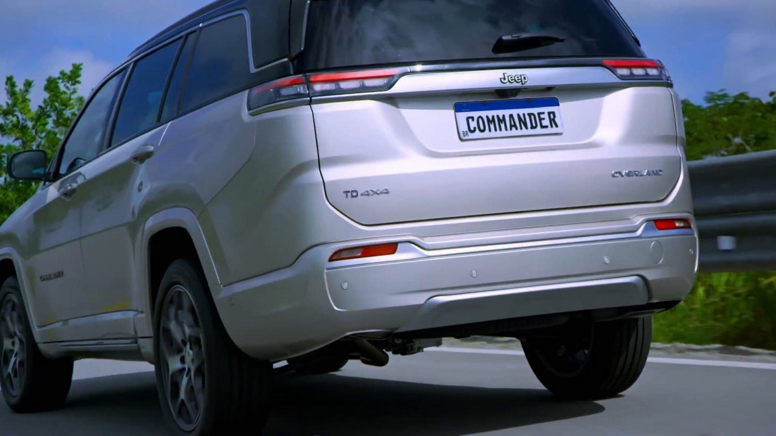 JEEP COMMANDER ESTÁ DE VOLTA NA FORMA DE UM COMPASS PARA SETE PASSAGEIROS, foto 9