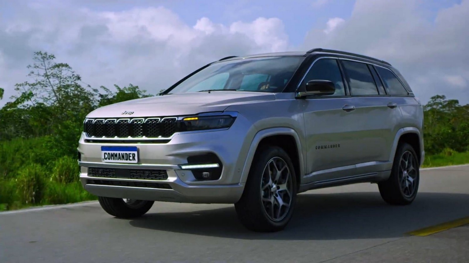 JEEP COMMANDER ESTÁ DE VOLTA NA FORMA DE UM COMPASS PARA SETE PASSAGEIROS, foto 11