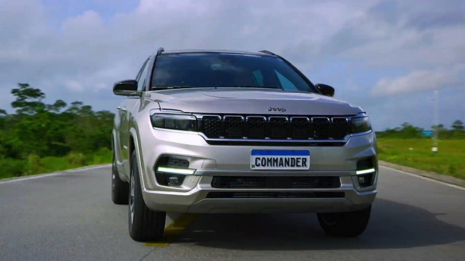 JEEP COMMANDER ESTÁ DE VOLTA NA FORMA DE UM COMPASS PARA SETE PASSAGEIROS, foto 12