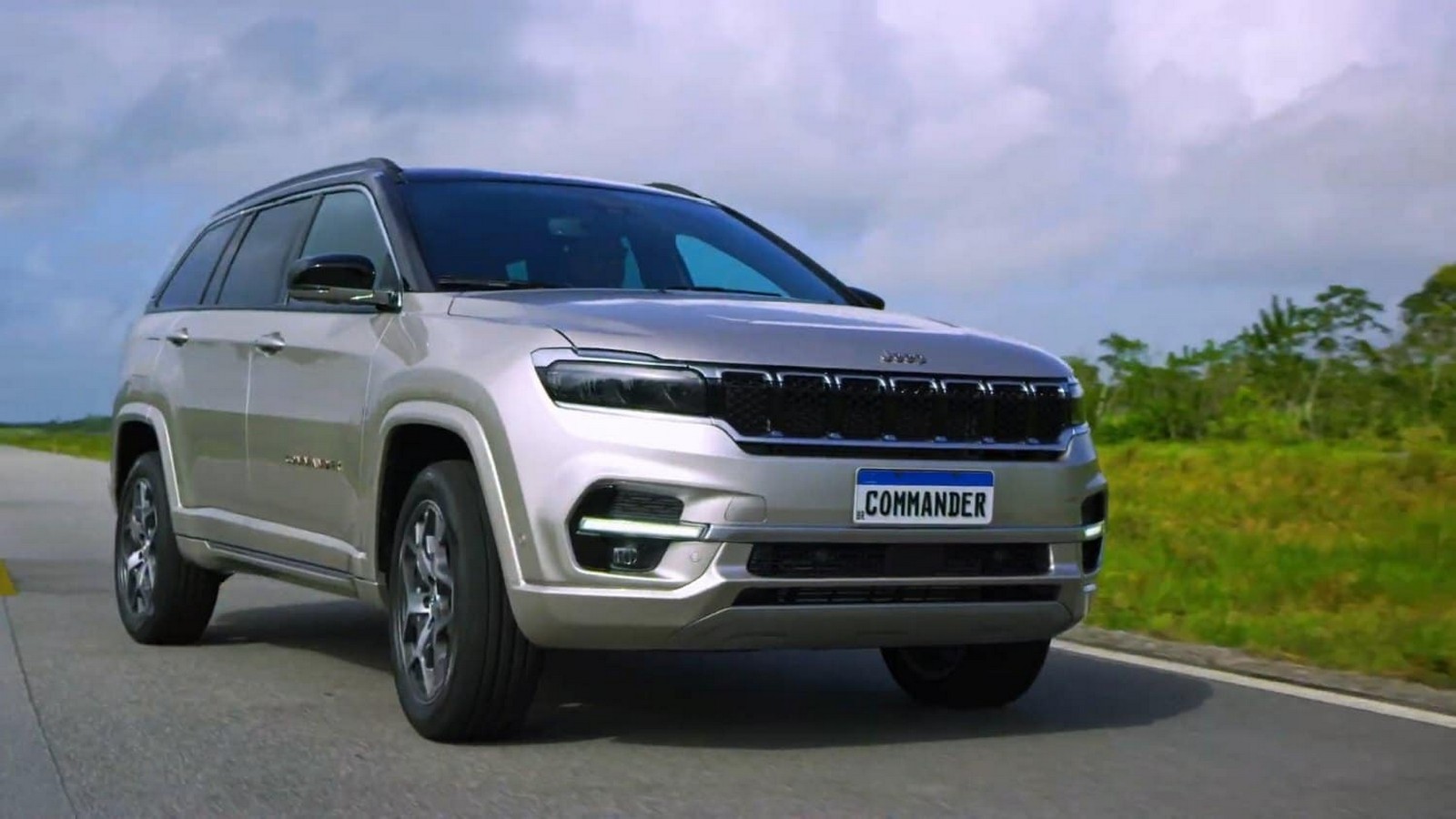 JEEP COMMANDER ESTÁ DE VOLTA NA FORMA DE UM COMPASS PARA SETE PASSAGEIROS, foto 13