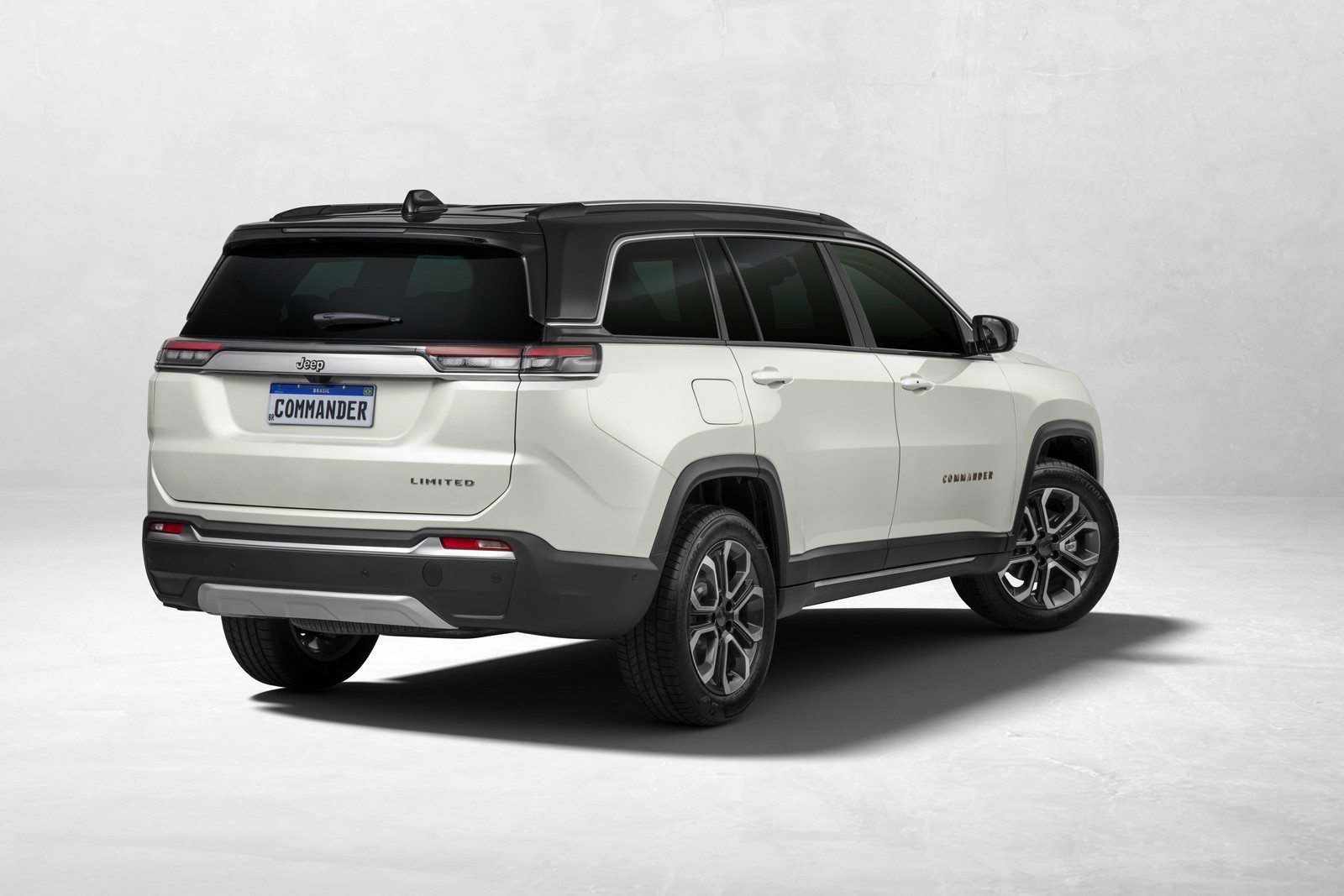 JEEP COMMANDER: O MAIS SOFISTICADO MODELO DA MARCA JÁ FABRICADO NO BRASIL, foto 7