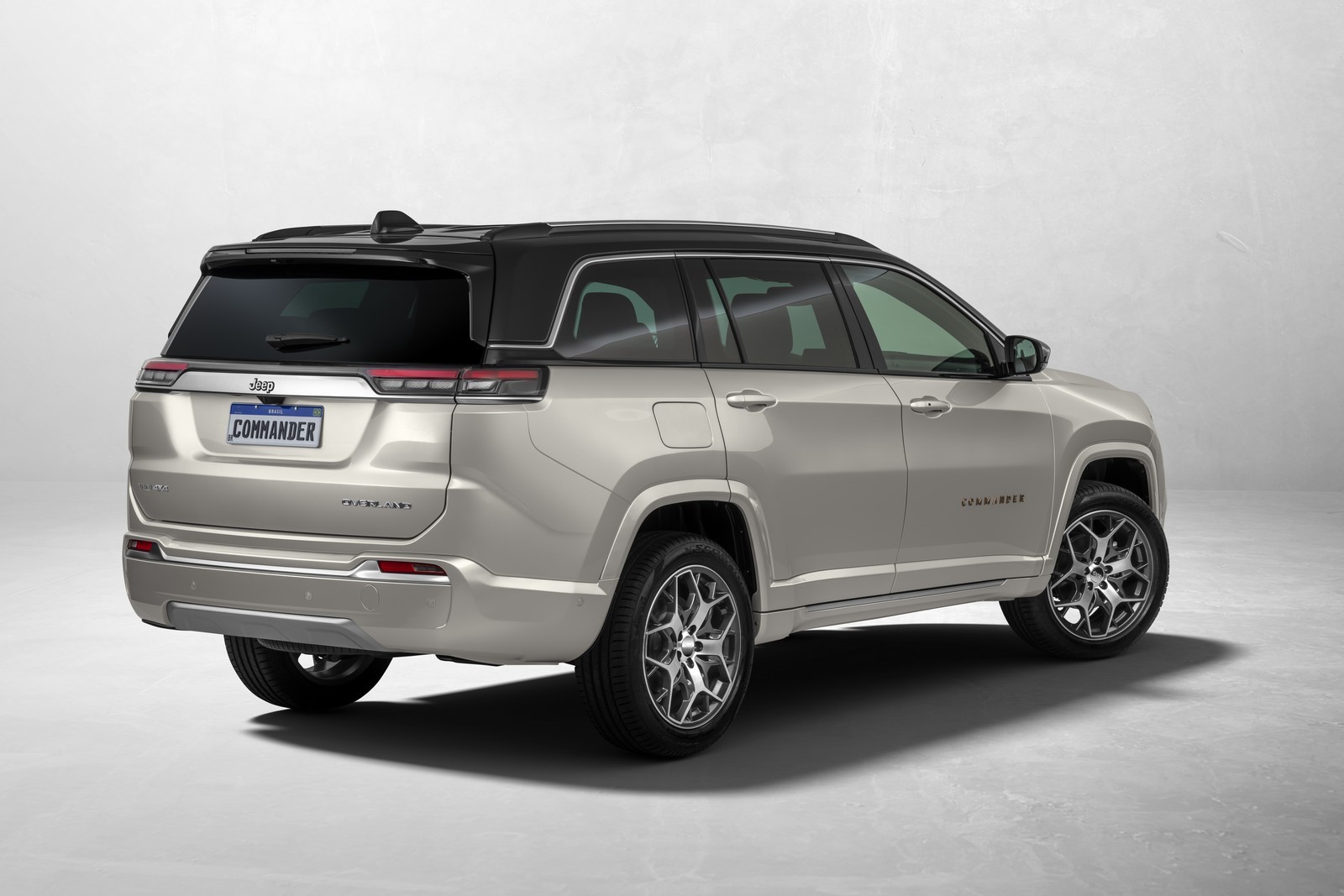 JEEP COMMANDER: O MAIS SOFISTICADO MODELO DA MARCA JÁ FABRICADO NO BRASIL, foto 9
