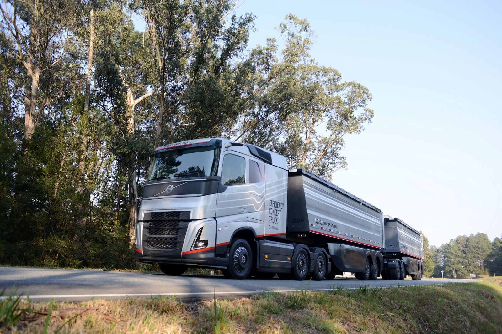 VOLVO APRESENTA E EFFICIENCY CONCEPT TRUCK, CAMINHÃO GRANELEIRO DO FUTURO, FEITO NO BRASIL, foto 1