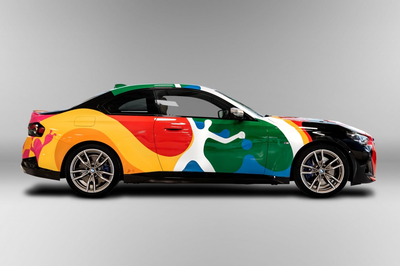 UM BMW SÉRIE 2 ART CAR QUE COMBINA OS TALENTOS MEXICANO E ALEMÃO EM CORES, foto 3
