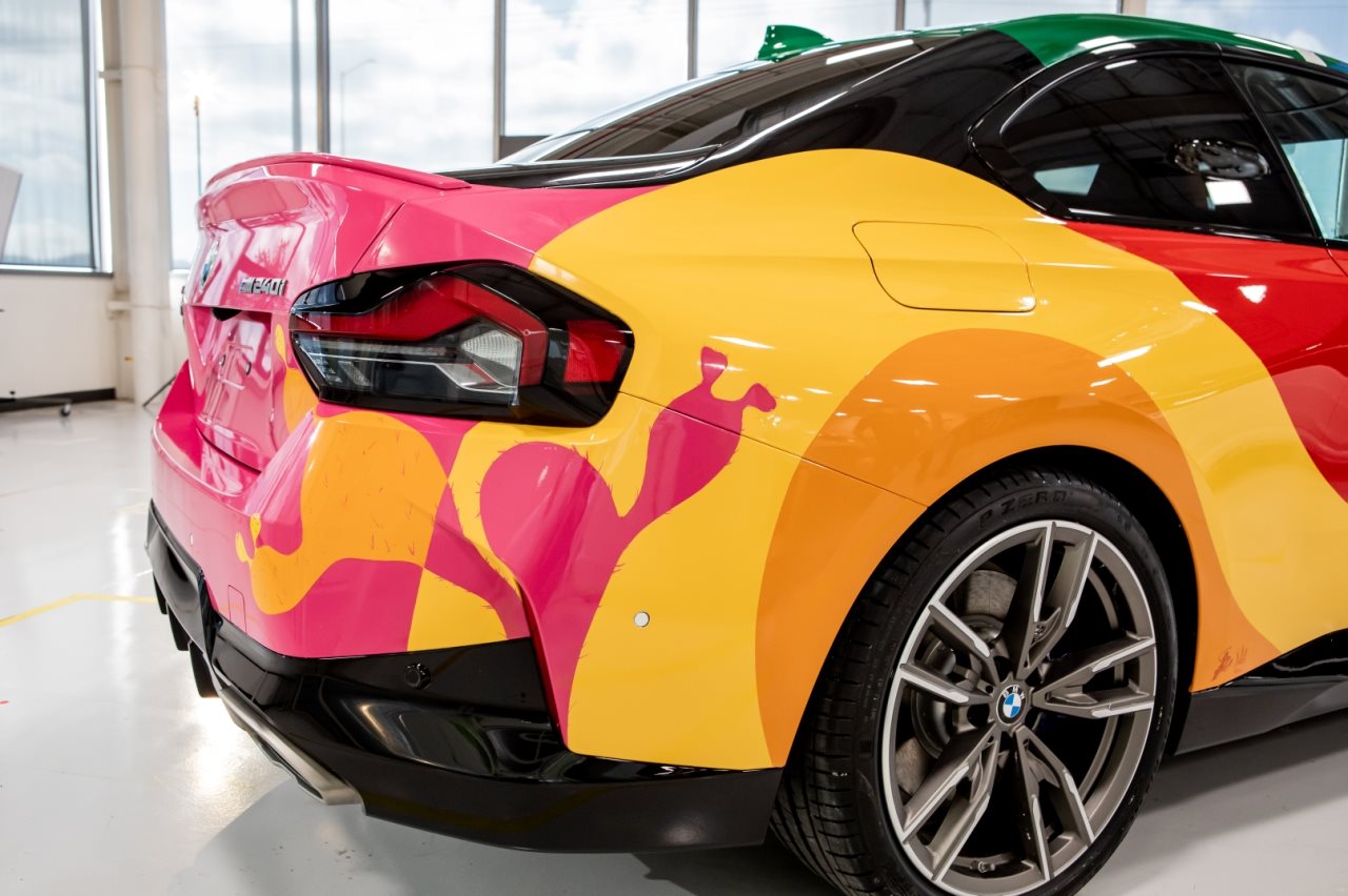 UM BMW SÉRIE 2 ART CAR QUE COMBINA OS TALENTOS MEXICANO E ALEMÃO EM CORES, foto 4