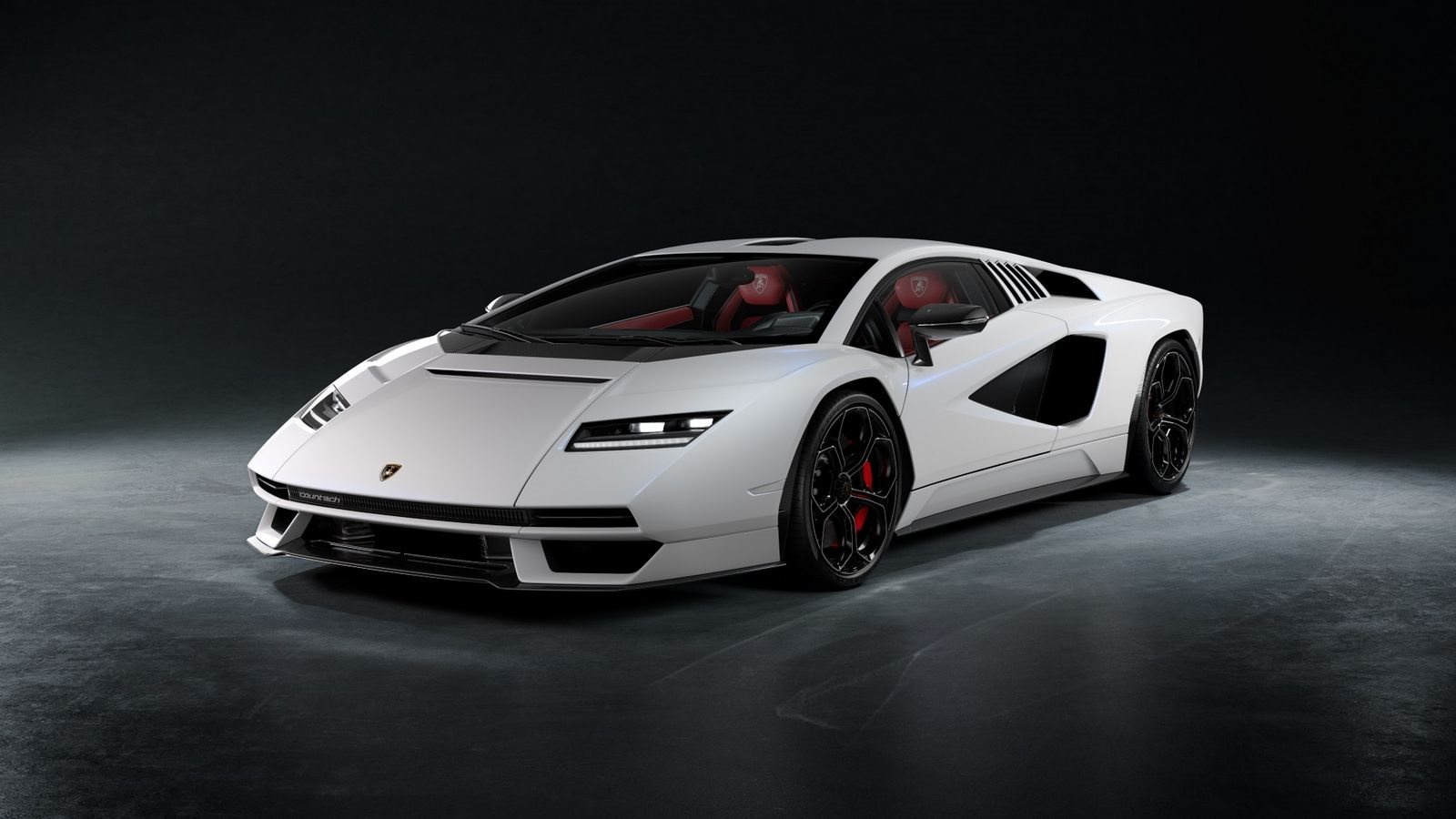 PIRELLI E LAMBORGHINI COUNTACH COMEMORAM 50 ANOS JUNTOS, foto 1