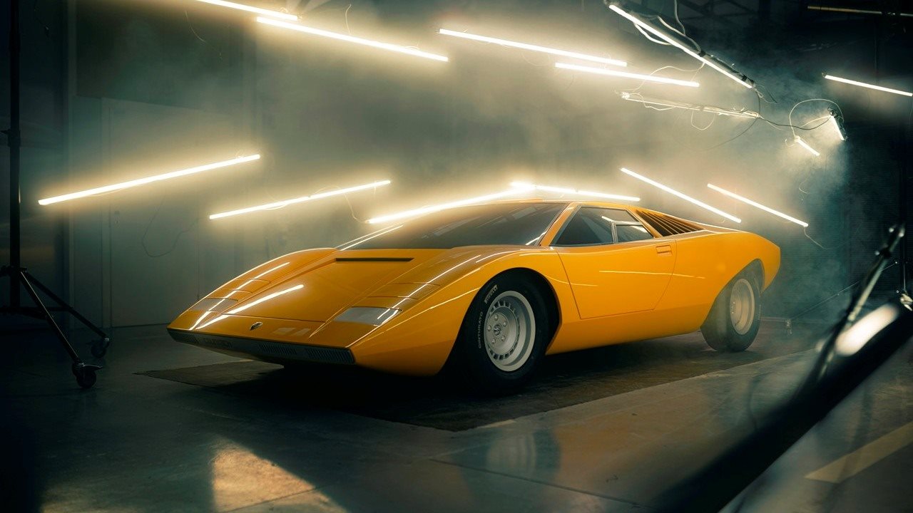 LAMBORGHINI RECRIA O PRIMEIRO COUNTACH DEPOIS DE 25.000 HORAS DE TRABALHO, foto 2