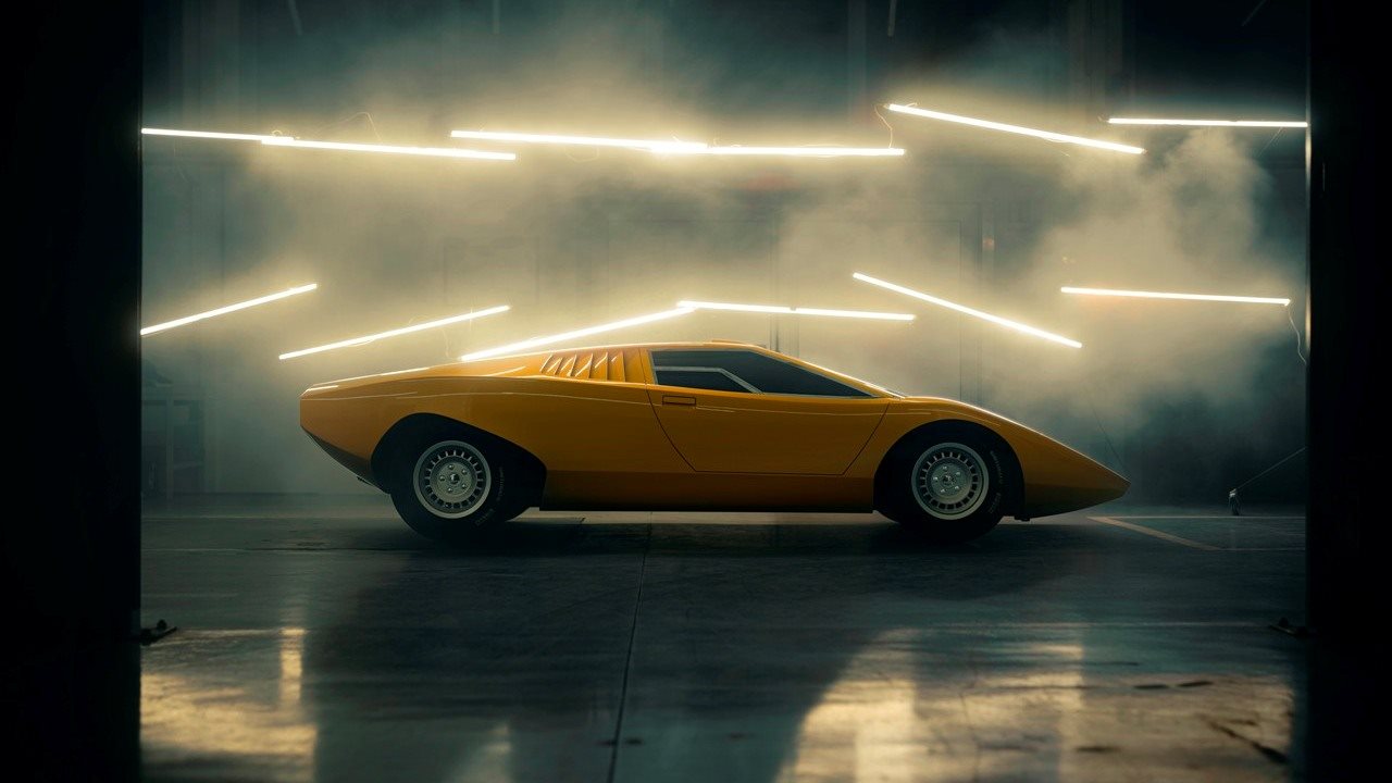 LAMBORGHINI RECRIA O PRIMEIRO COUNTACH DEPOIS DE 25.000 HORAS DE TRABALHO, foto 4