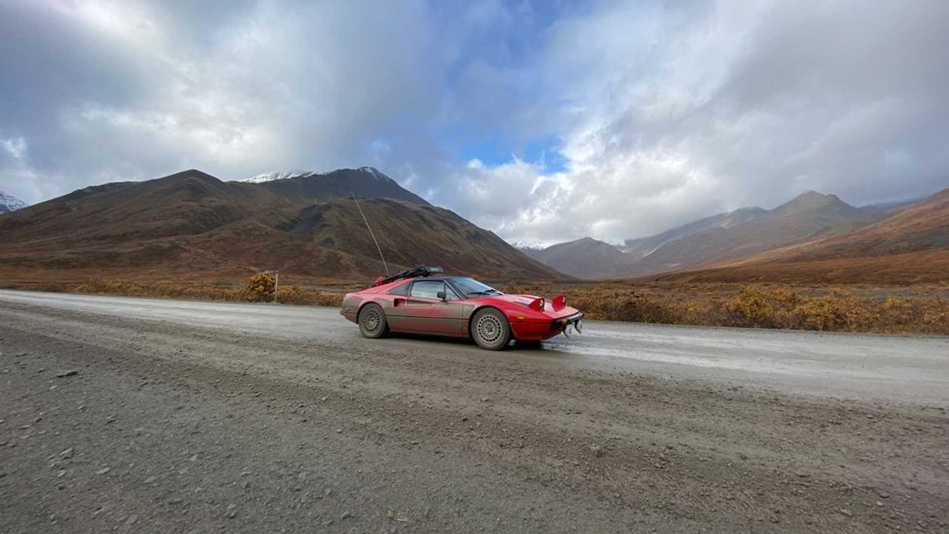 ESTE FERRARI F308 GTSi FEZ UMA ESPETACULAR VIAGEM PELO ÁRTICO, foto 3