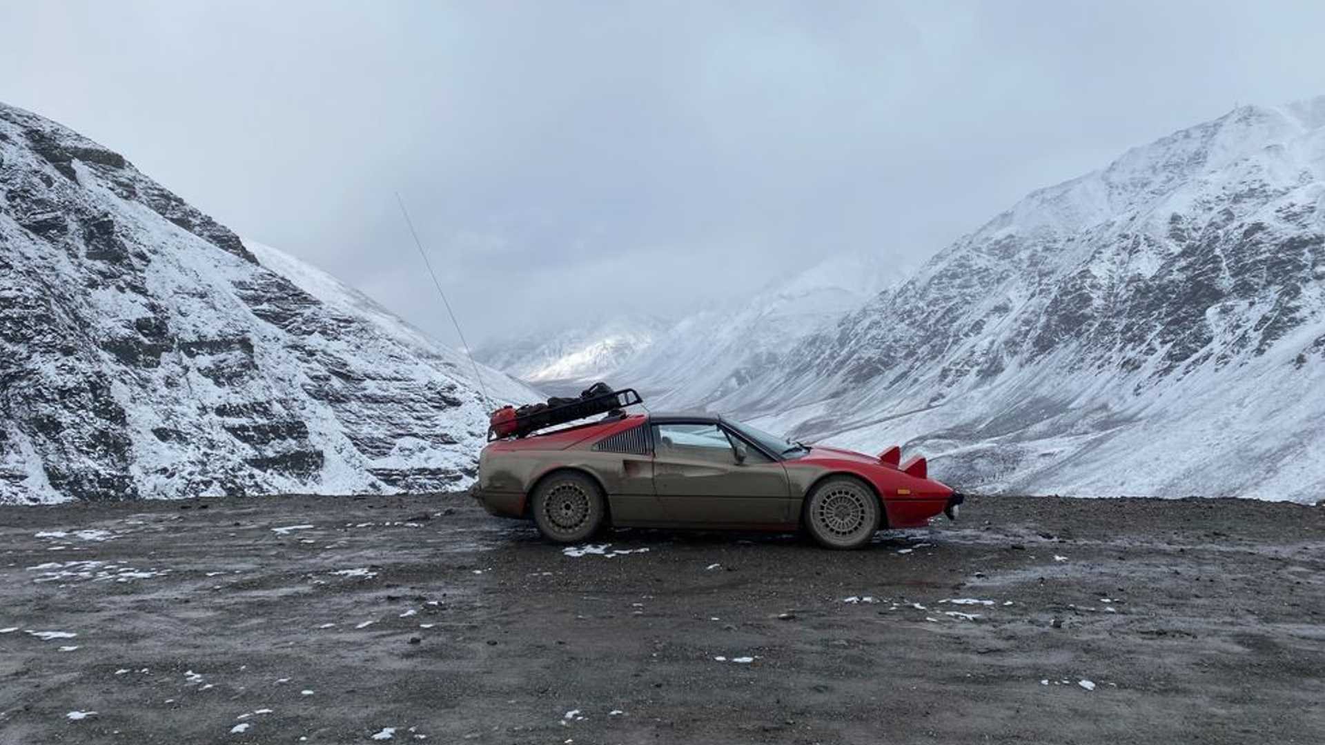 ESTE FERRARI F308 GTSi FEZ UMA ESPETACULAR VIAGEM PELO ÁRTICO, foto 4