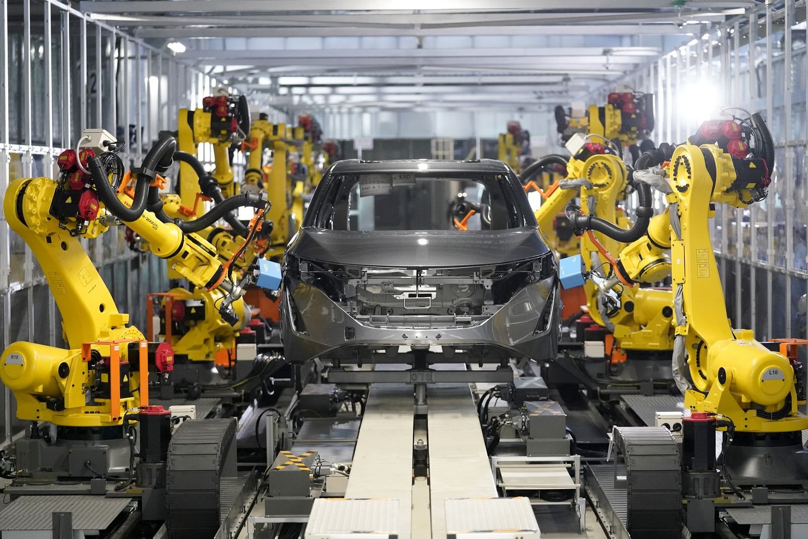 NISSAN REVELA INICIATIVA NISSAN INTELLIGENT FACTORY, foto 1