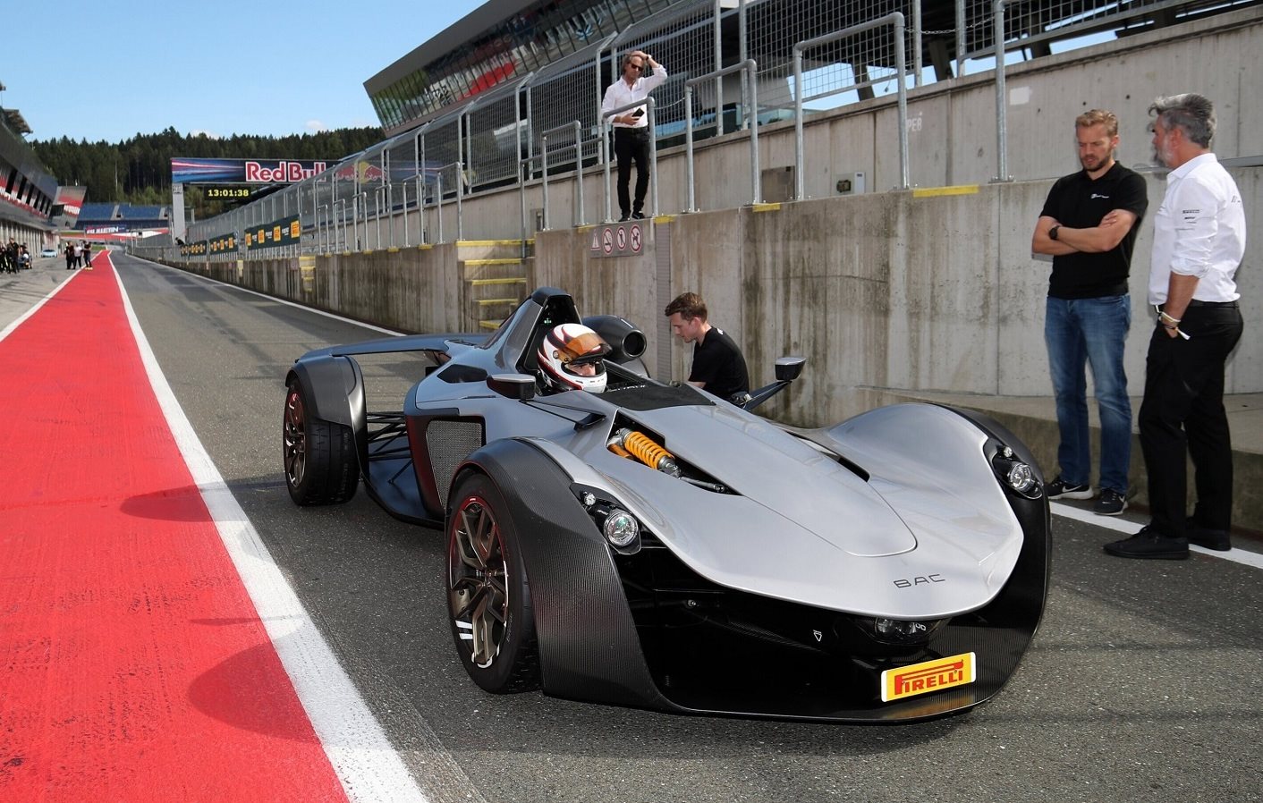 BAC MONO R TORNA-SE O NOVO REI DO RED BULL RING, foto 1