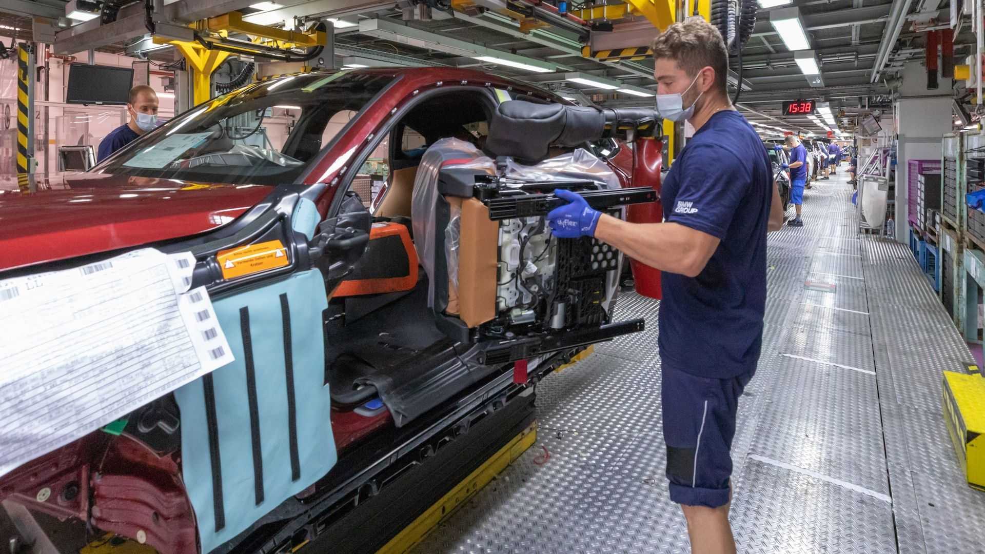 COMEÇA EM MUNICH A PRODUÇÃO DO BMW i4, foto 3