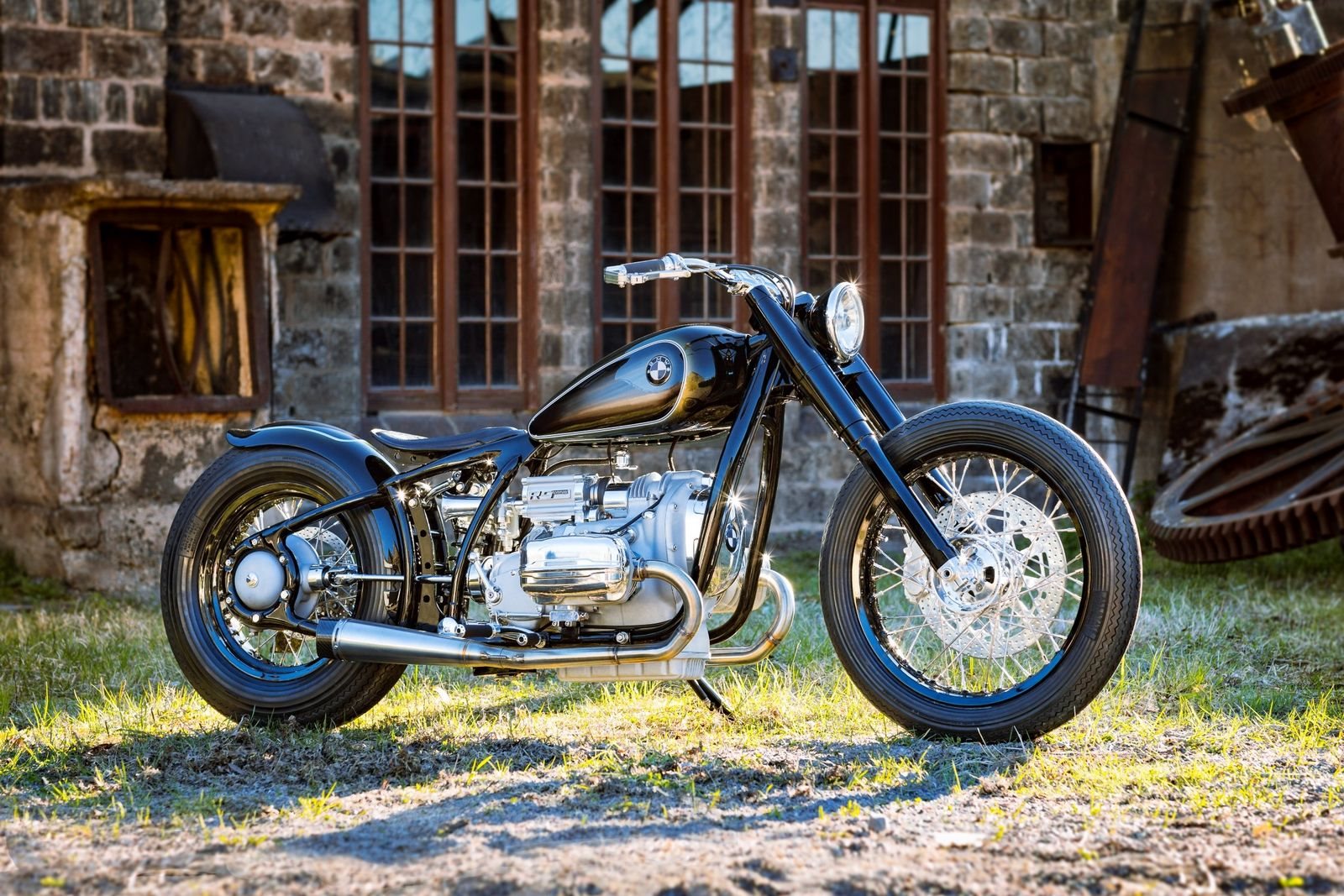 BELEZA E SIMPLICIDADE: A EMPOLGANTE BMW R 5 COMPLETA 85 ANOS DE PURO ESTILO CUSTOM, foto 1