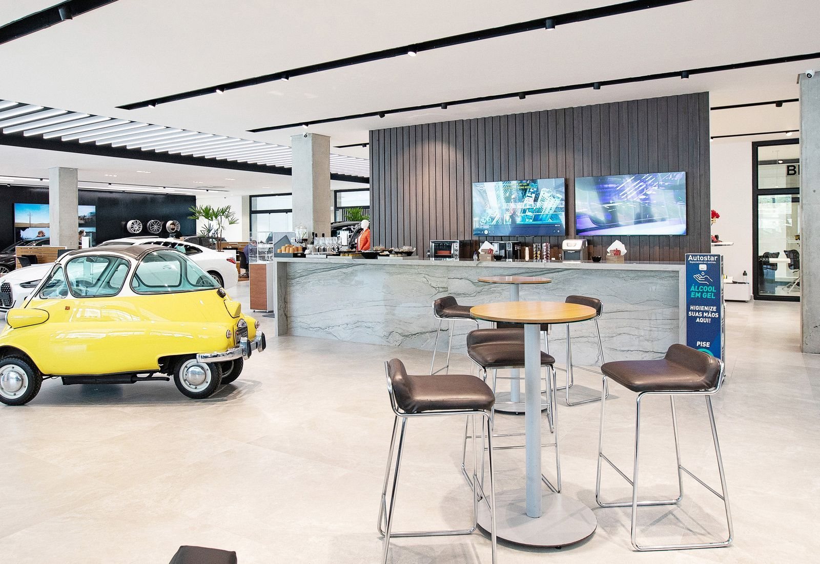 DE CARA NOVA: REDE DE CONCESSIONÁRIAS BMW GANHA NOVO DESIGN COM FOCO NO CLIENTE, foto 1
