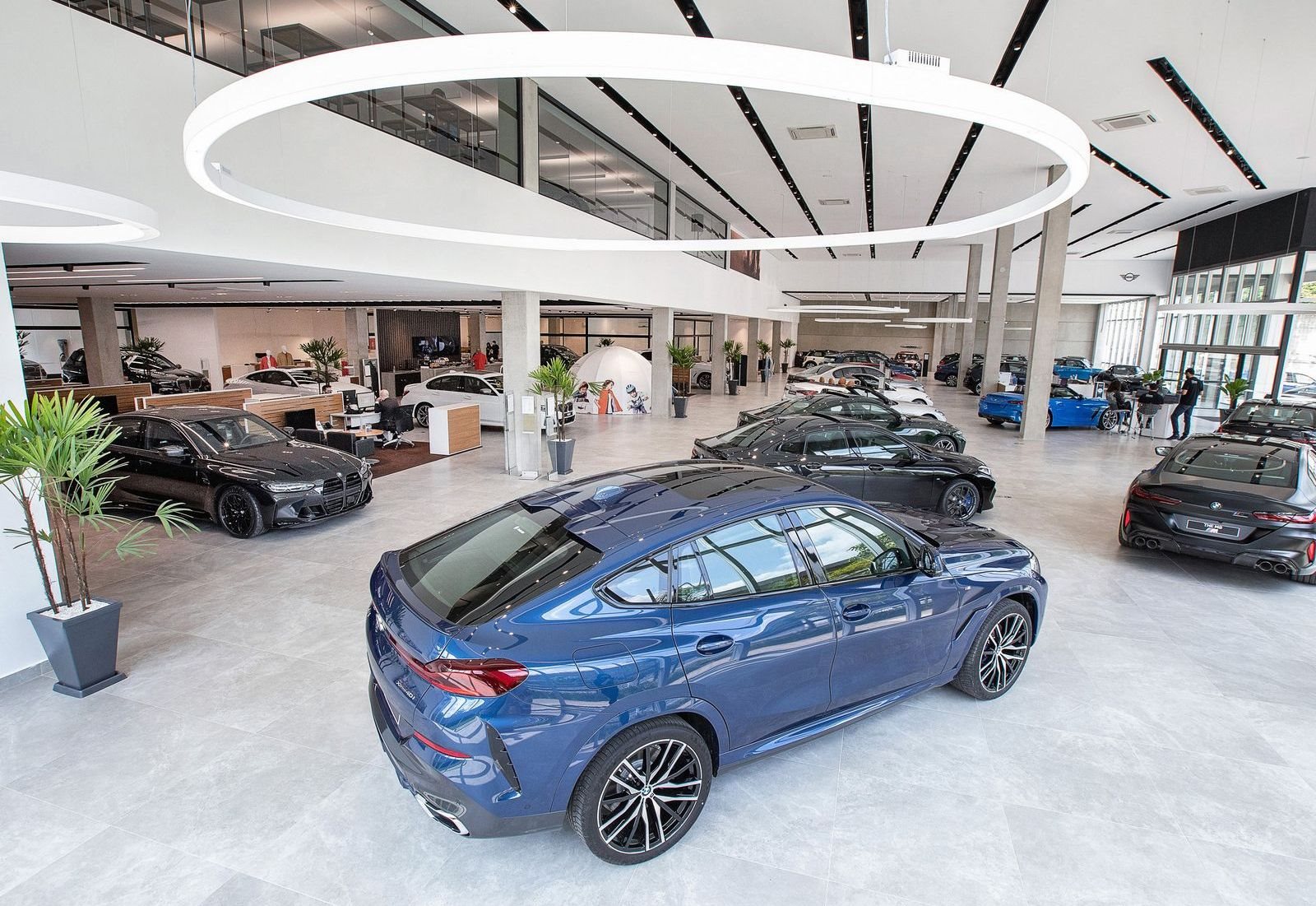 DE CARA NOVA: REDE DE CONCESSIONÁRIAS BMW GANHA NOVO DESIGN COM FOCO NO CLIENTE, foto 5