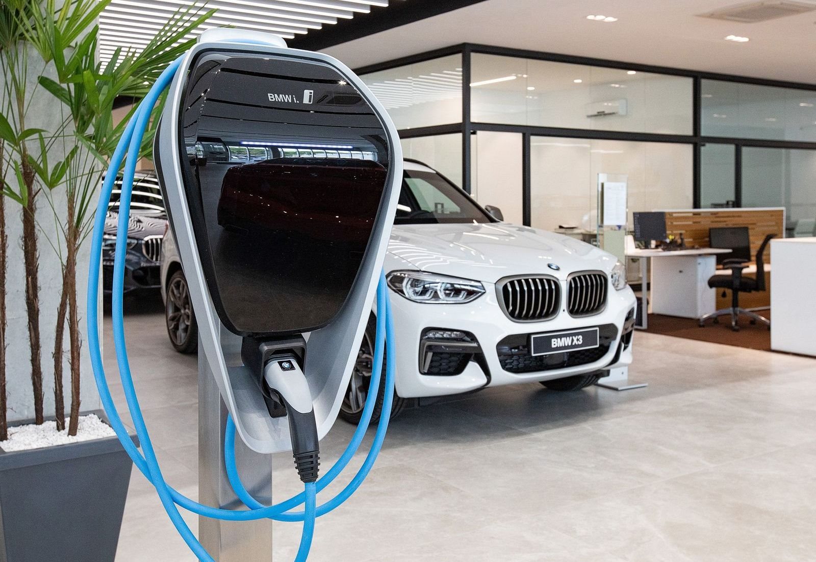 DE CARA NOVA: REDE DE CONCESSIONÁRIAS BMW GANHA NOVO DESIGN COM FOCO NO CLIENTE, foto 9