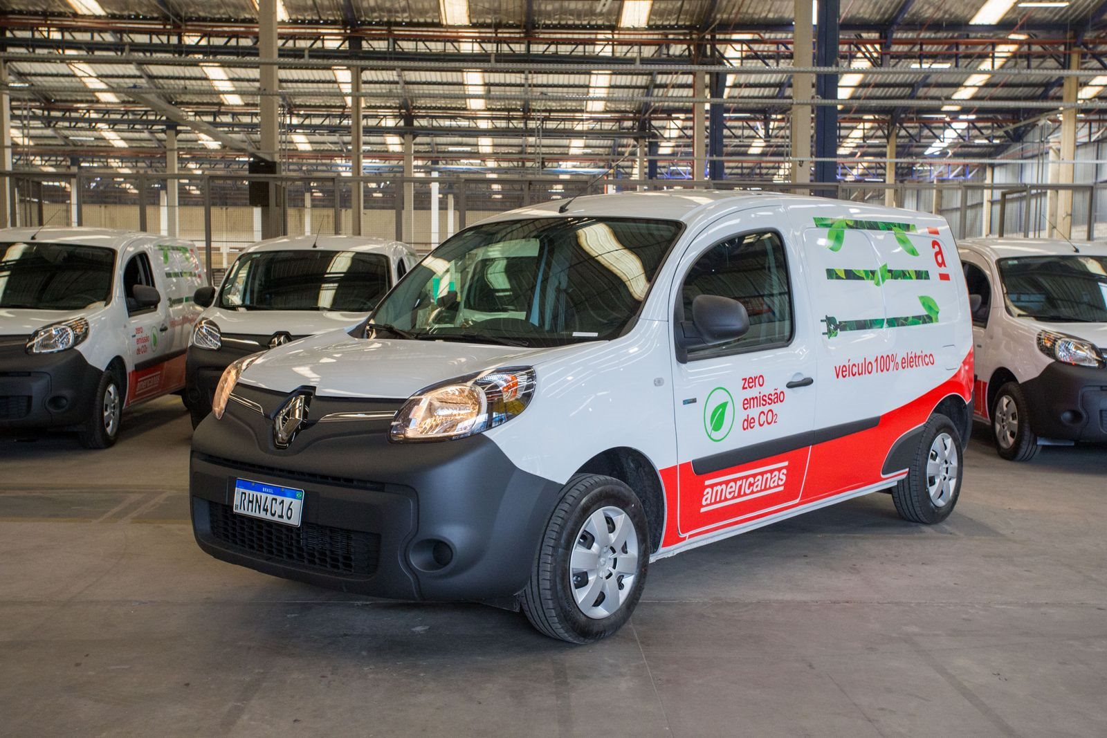 100 RENAULT KANGOO E-TECH ELECTRIC SERÃO UTILIZADOS PELA AMERICANAS S.A., foto 2
