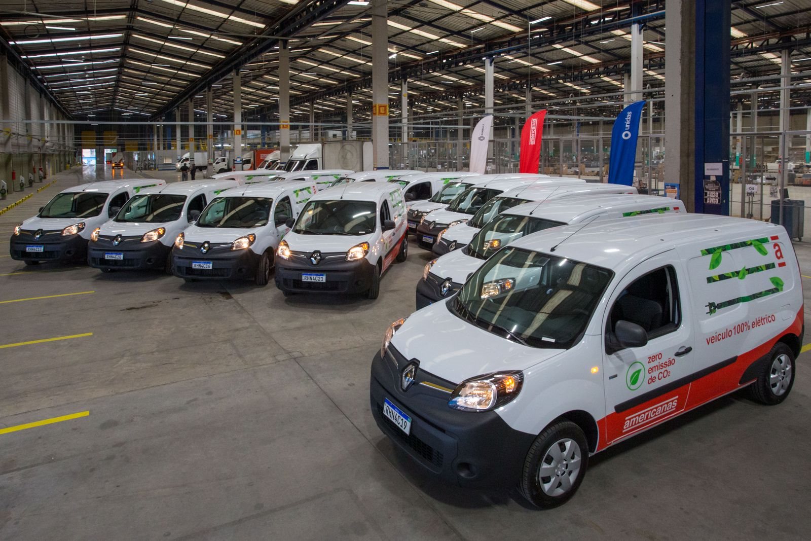 100 RENAULT KANGOO E-TECH ELECTRIC SERÃO UTILIZADOS PELA AMERICANAS S.A., foto 4