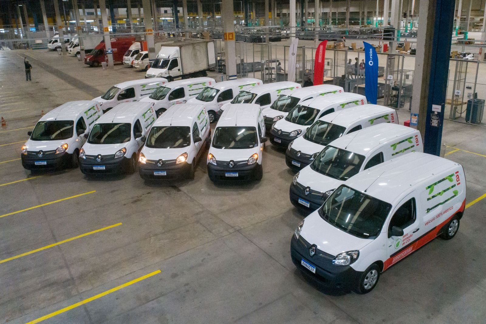 100 RENAULT KANGOO E-TECH ELECTRIC SERÃO UTILIZADOS PELA AMERICANAS S.A., foto 6
