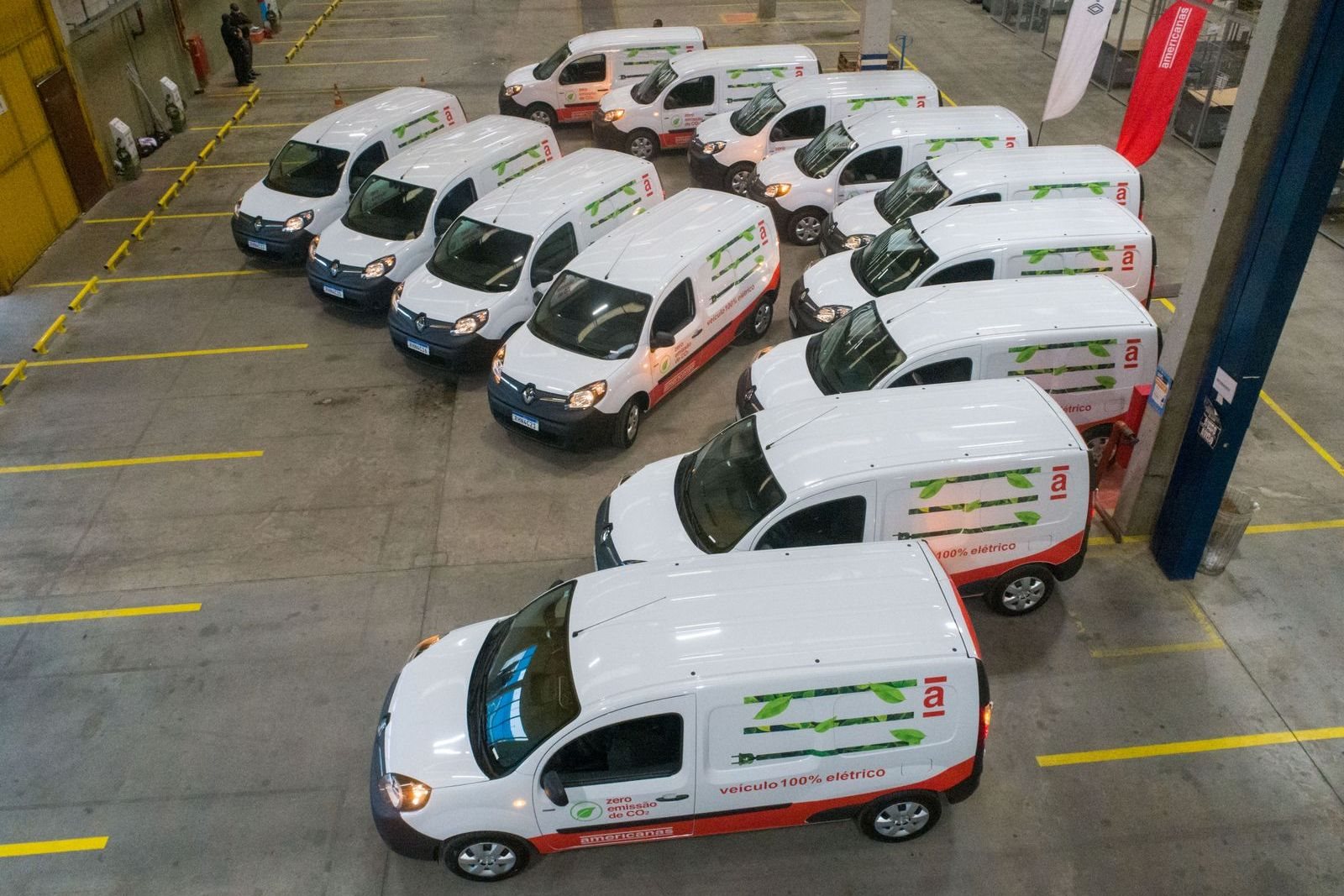 100 RENAULT KANGOO E-TECH ELECTRIC SERÃO UTILIZADOS PELA AMERICANAS S.A., foto 7